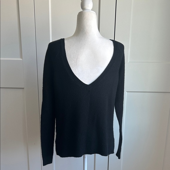 Calypso St. Barth Black Double V-Neck Cashmere Sweater | XS - Picture 3 of 5